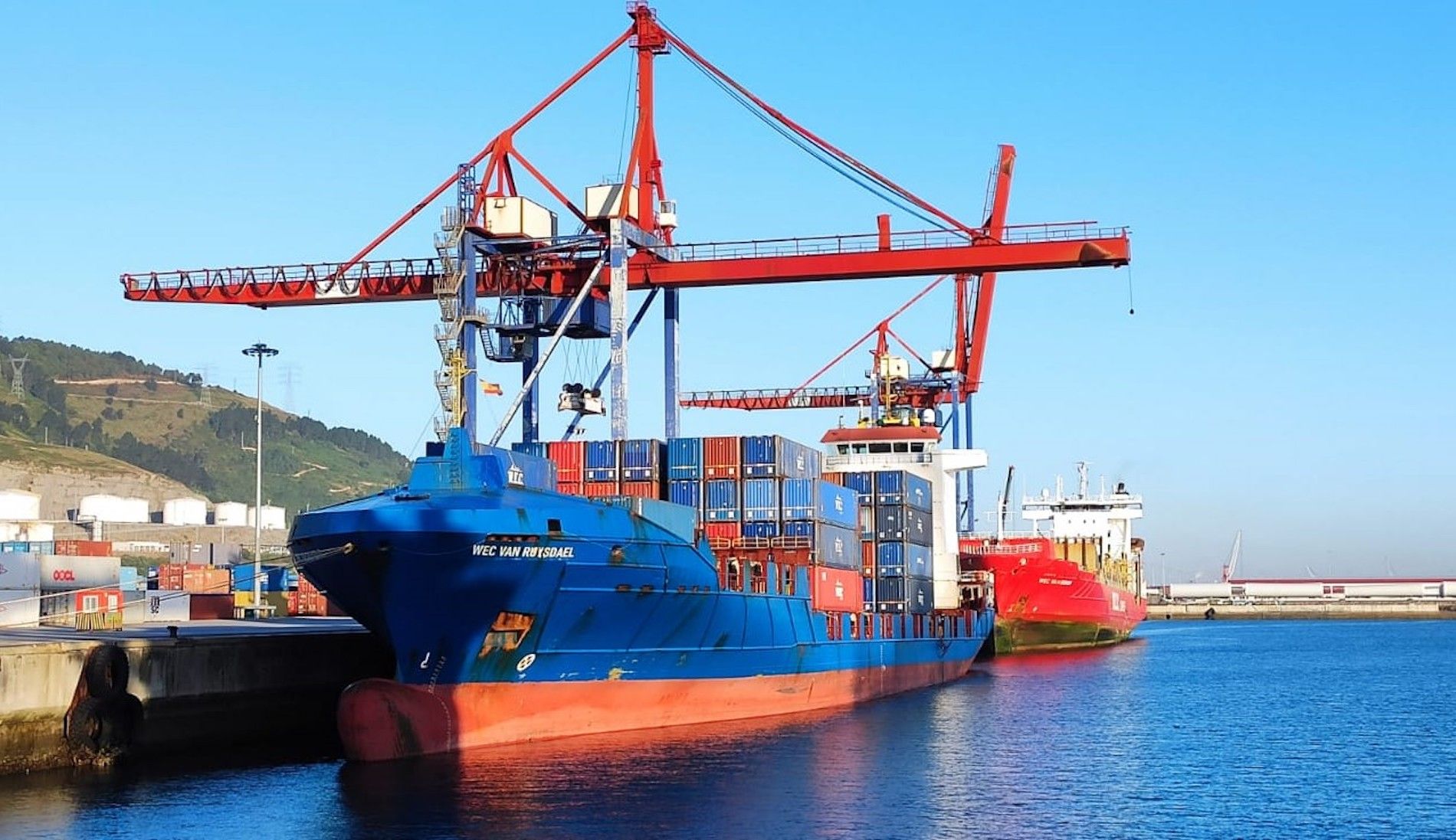 La rotación parte de Bilbao los sábados para llegar a Dublín los lunes y a Liverpool los martes.