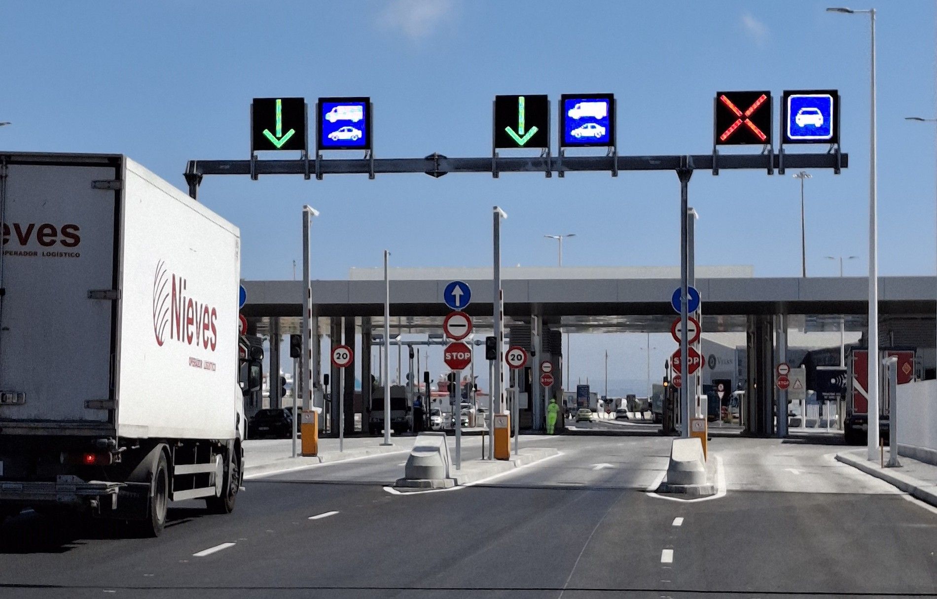 La estructura renovará el acceso sur al puerto de Algeciras.