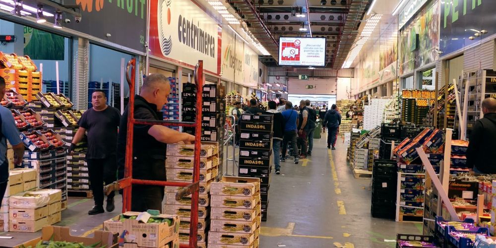 Mercamadrid pasill fruta Mercamadrid pasill fruta