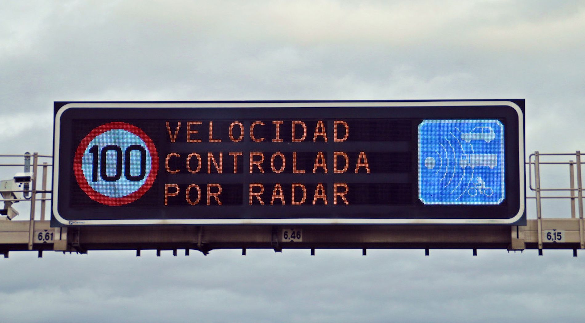 Tráfico pone en funcionamiento 17 nuevos radares en carreteras de seis comunidades autónomas