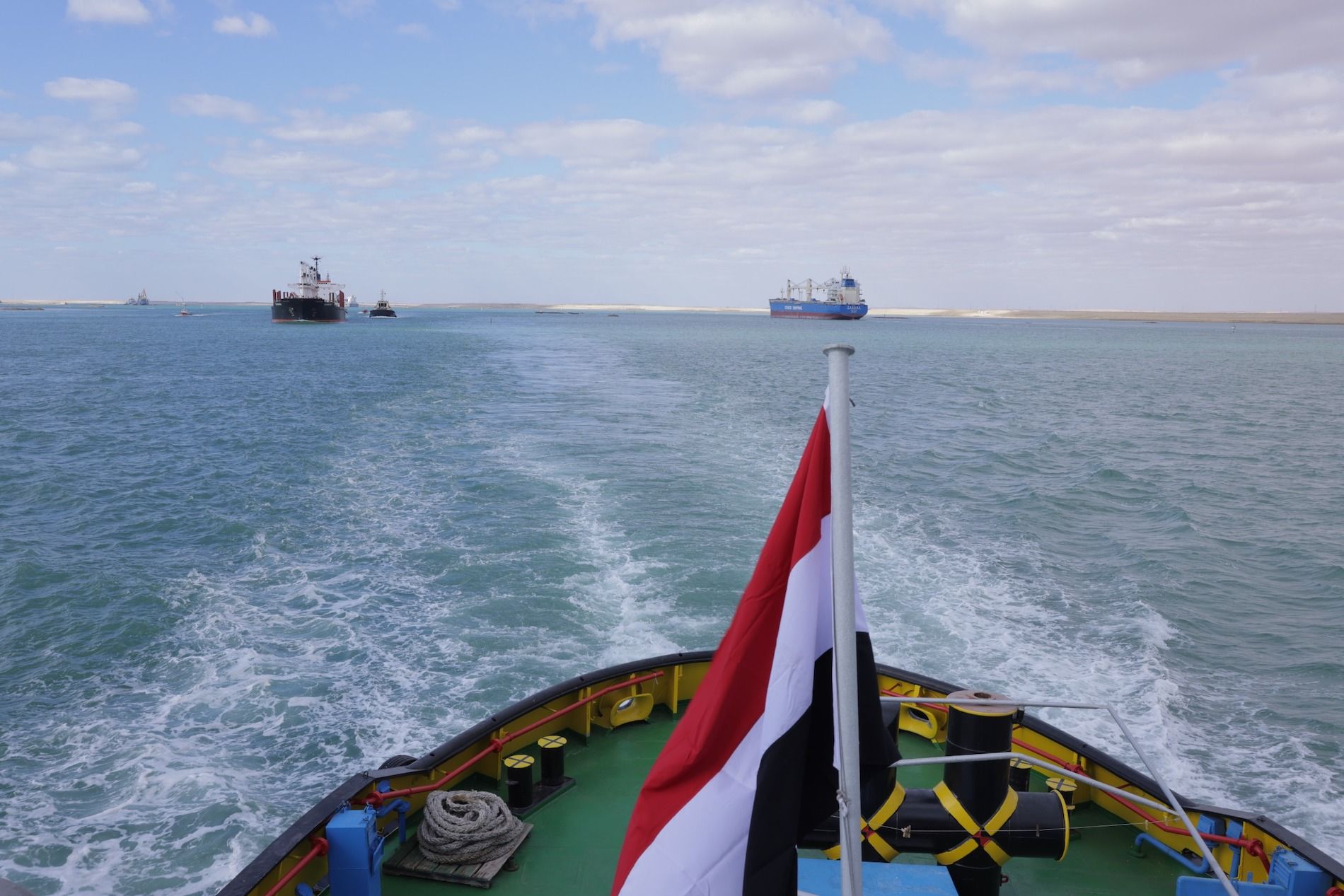 Suez recupera tránsitos.