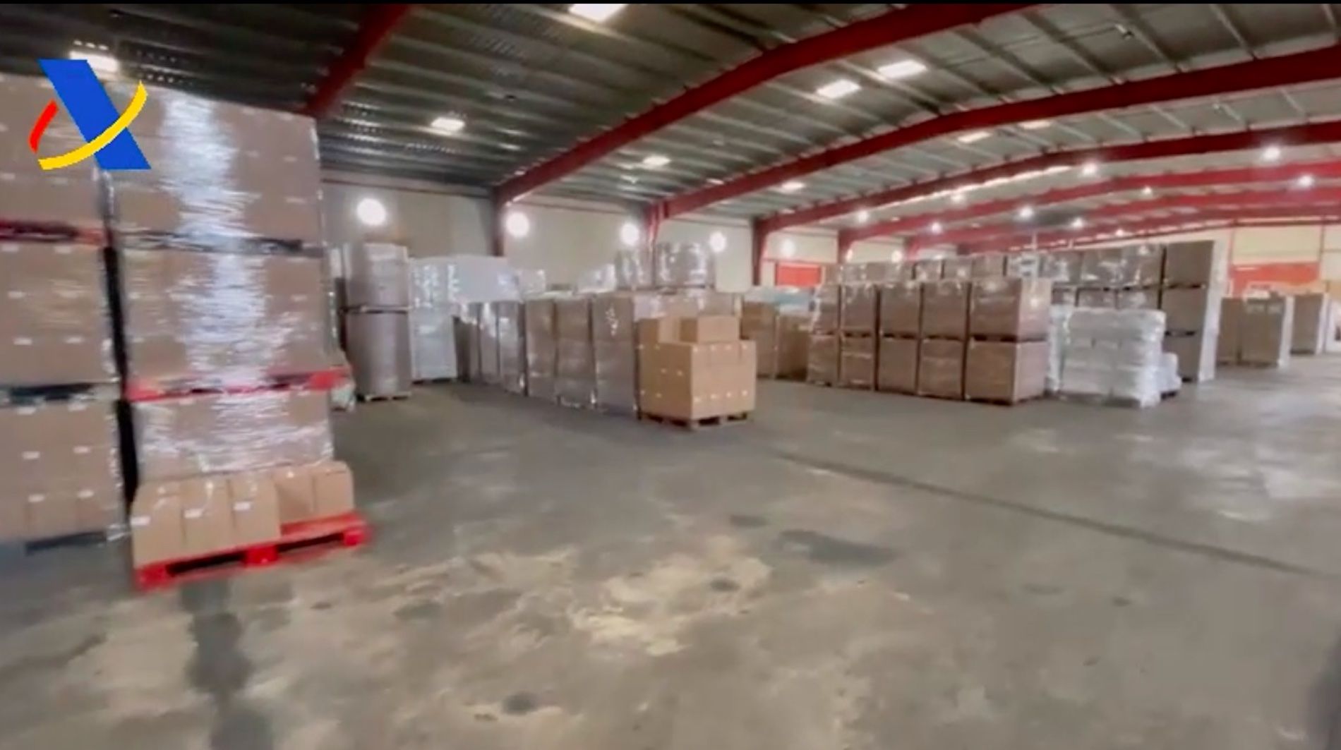 nave palets retractilados operacion empaque agencia tributaria marzo 2025