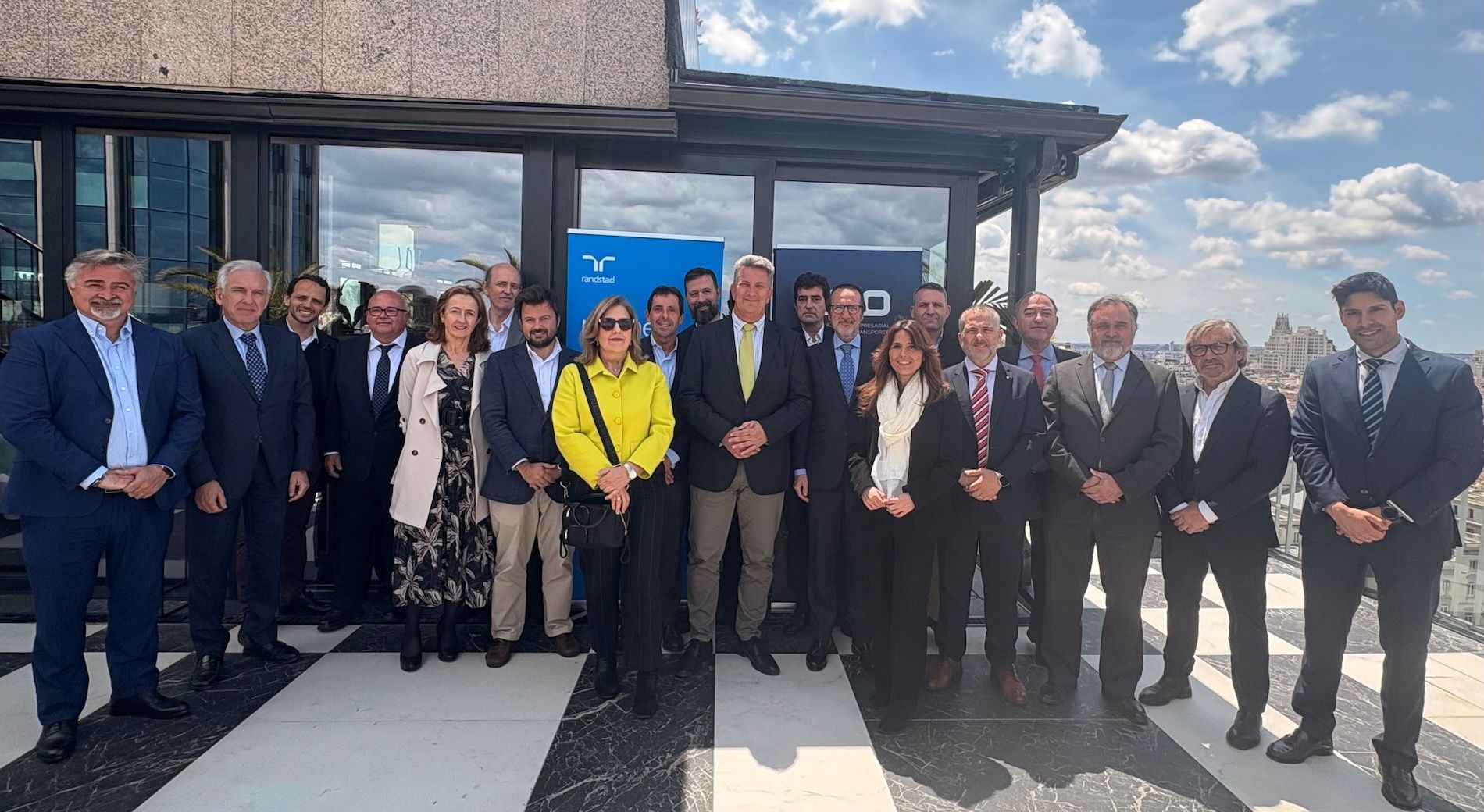 Reunion empresas logisticas UNO Generalitat Reunion empresas logisticas UNO Generalitat