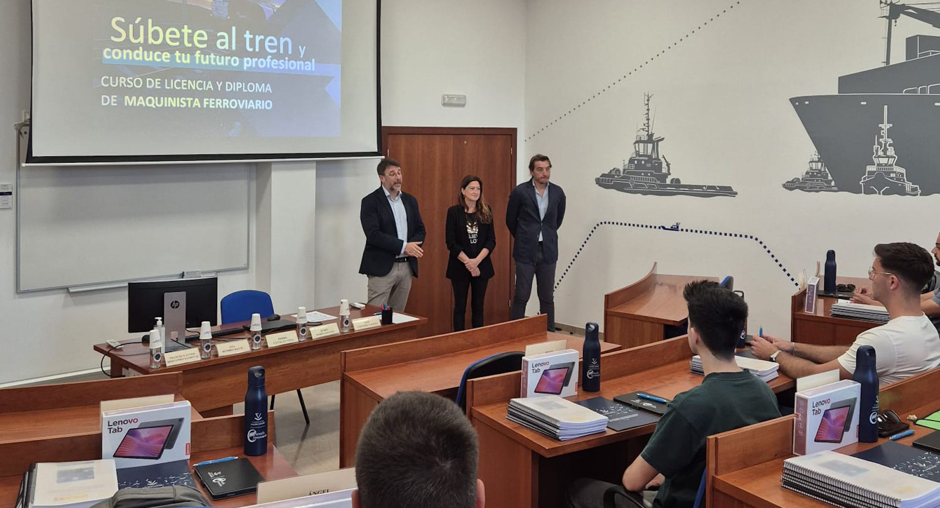 Este curso cuenta con un total de 1.150 horas lectivas.