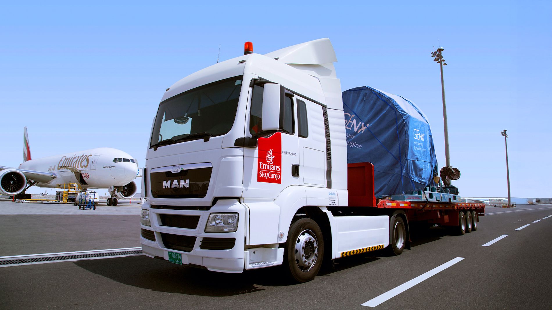 transporte motores aereos Emirates SkyCargo