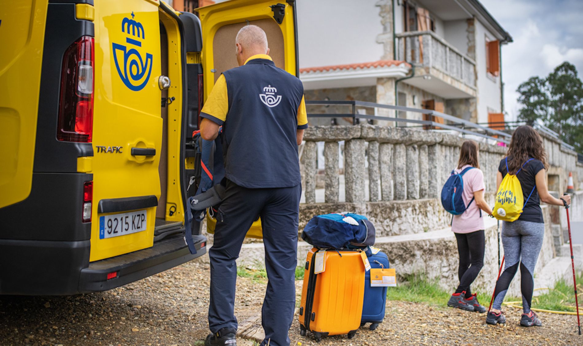 Correos desarrolla diversos servicios para los peregrinos.
