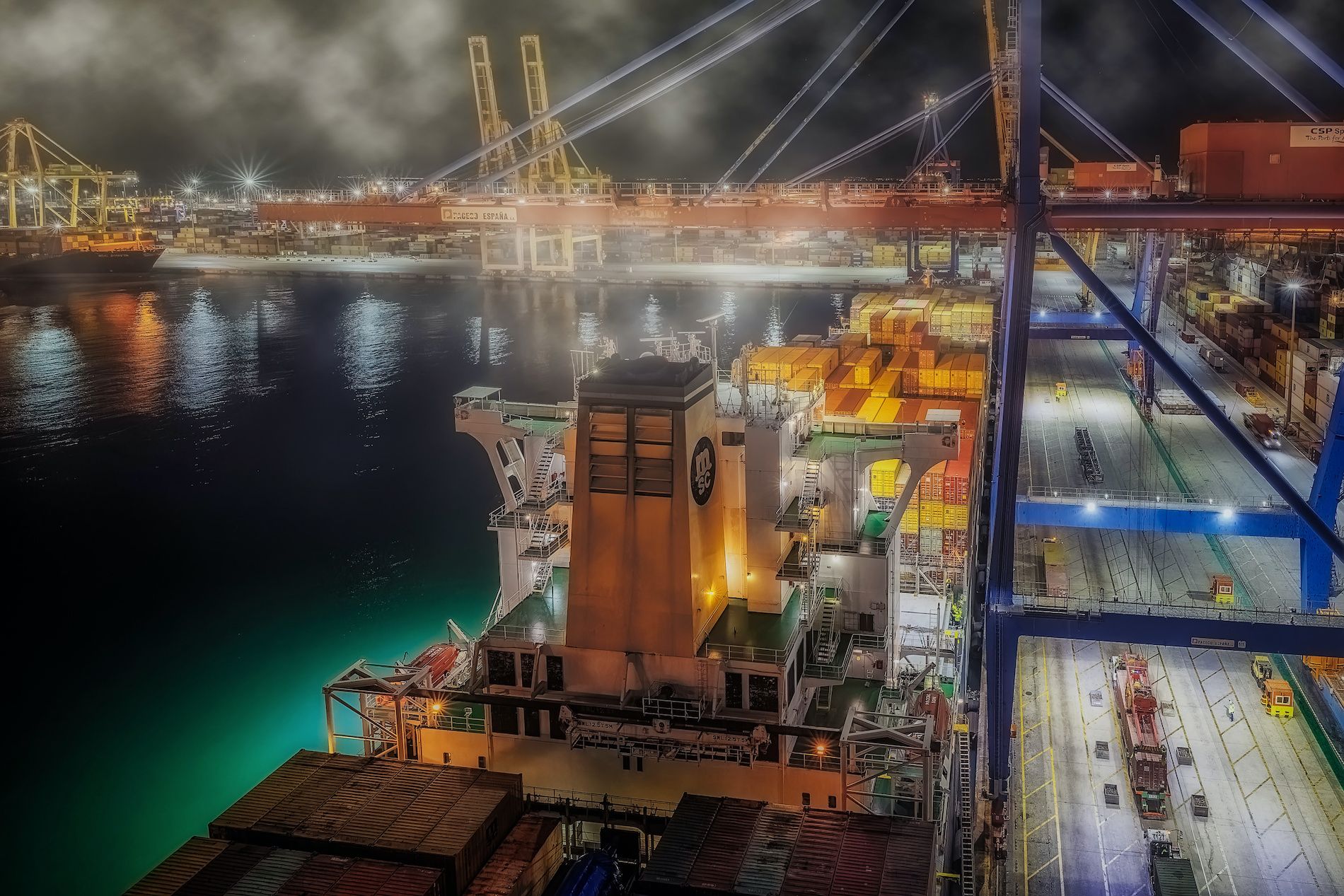 Los aranceles estadounidenses ya se dejan sentir en los tráficos de las principales navieras en mayo y junio