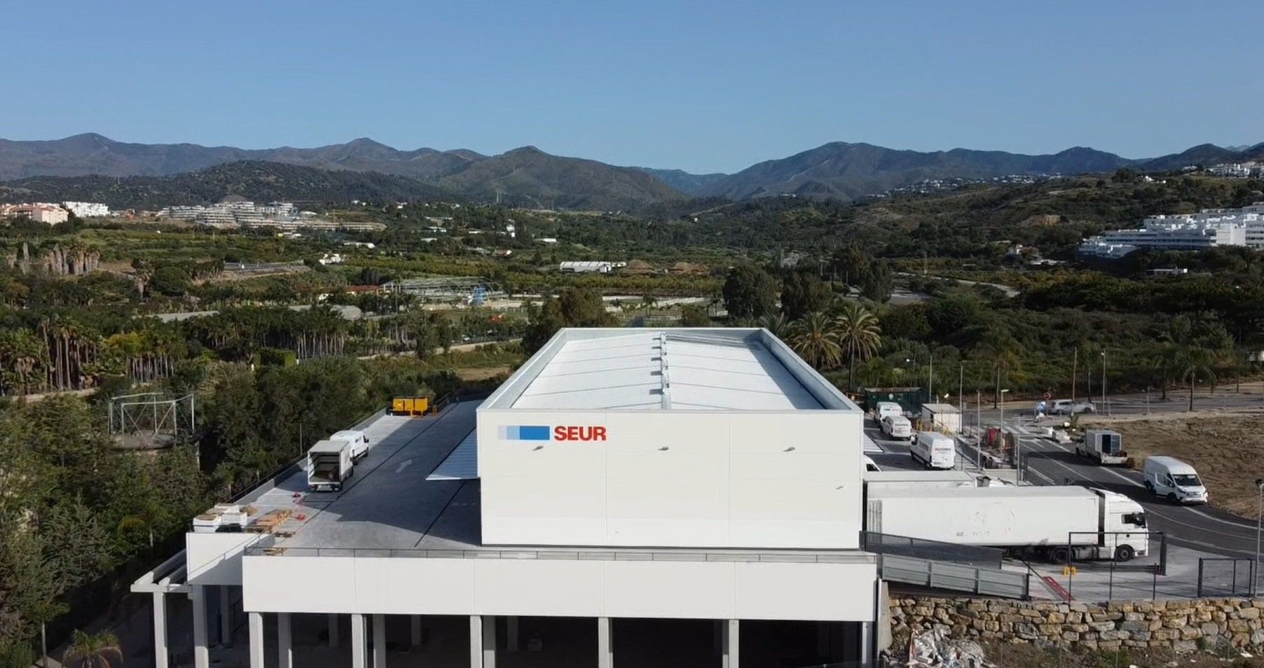 Nave cross docking Seur BZH Group