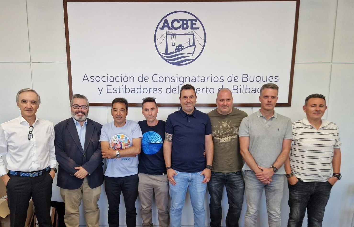 Firma del convenio del personal no estibador en empresas estibadoras del puerto de Bilbao