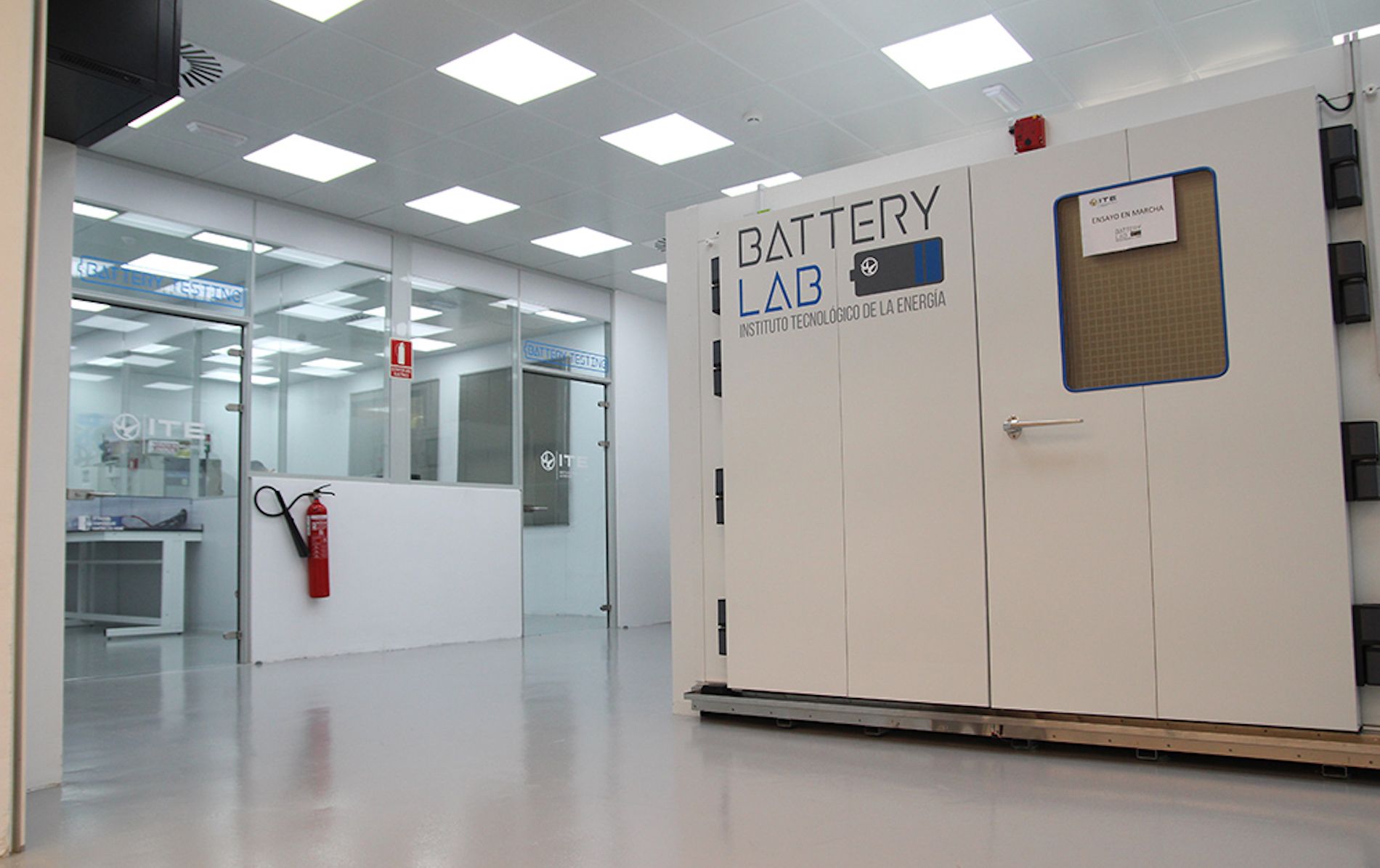 Los fabricantes de vehículos eléctricos deberán certificar sus baterías en laboratorios acreditados