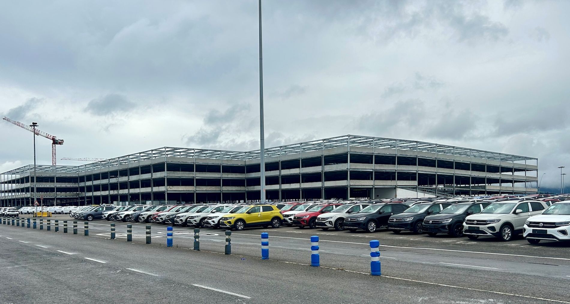 Silo de automoviles puerto Santander