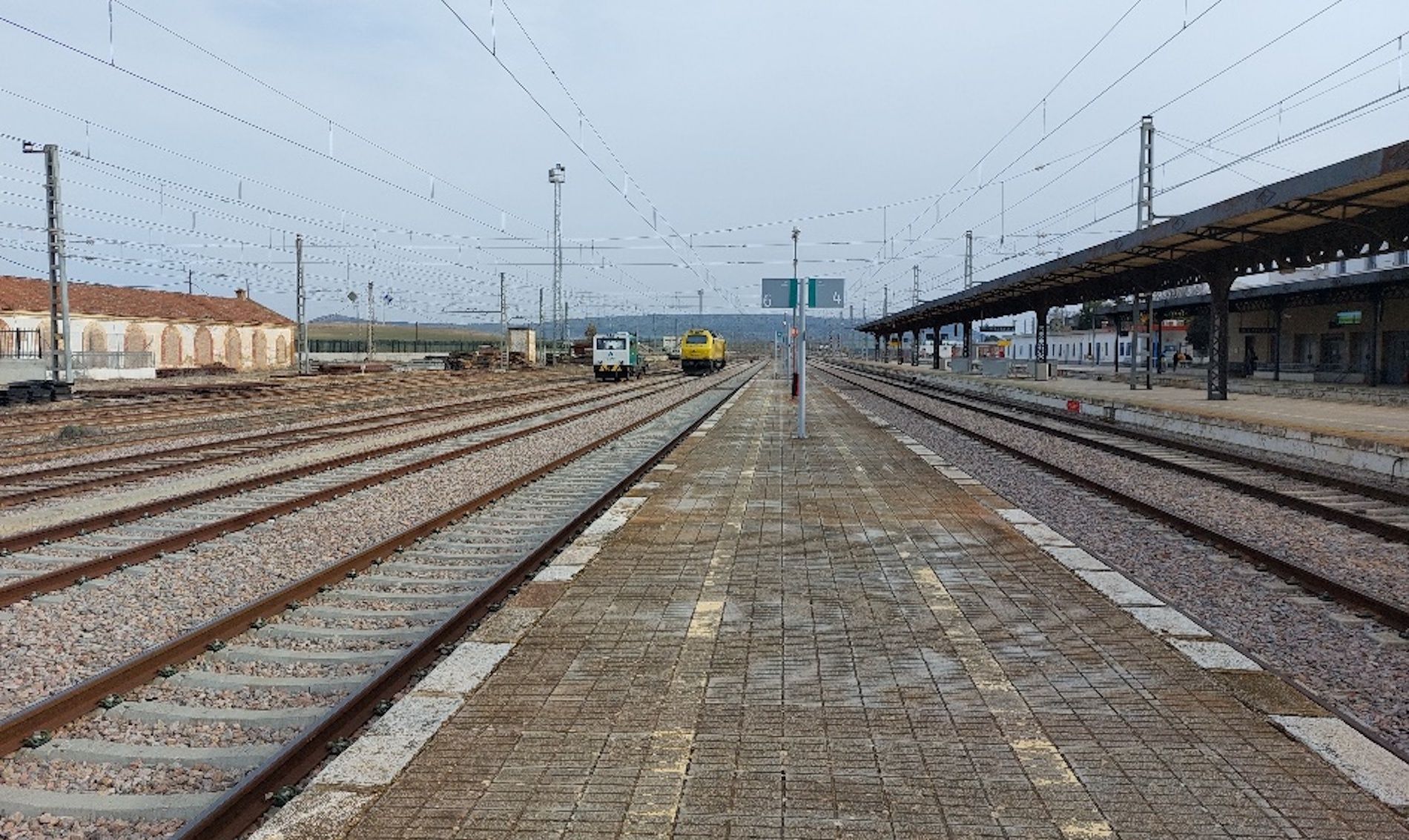vias estacion la roda de andalucia