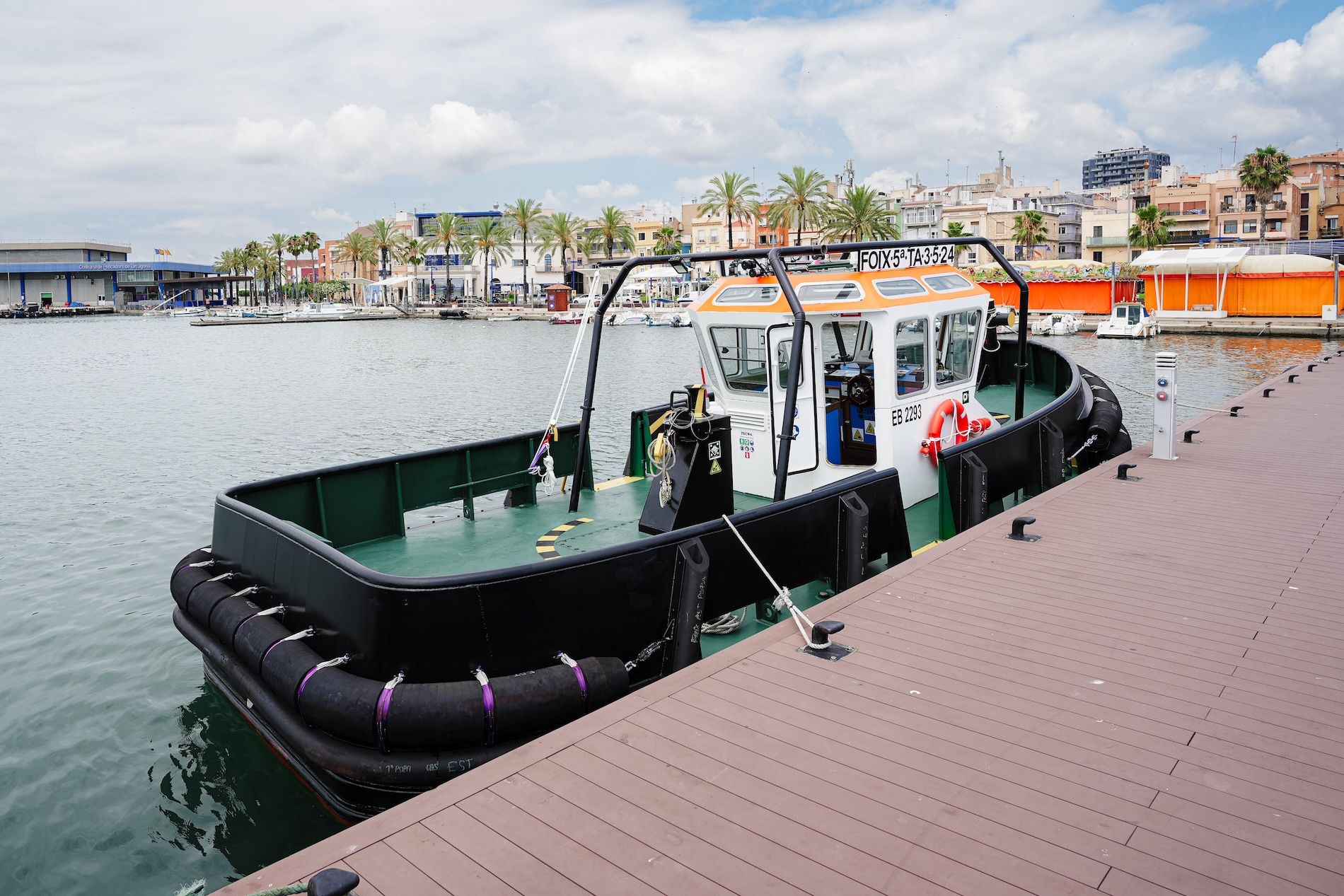Lancha Foix puerto Tarragona
