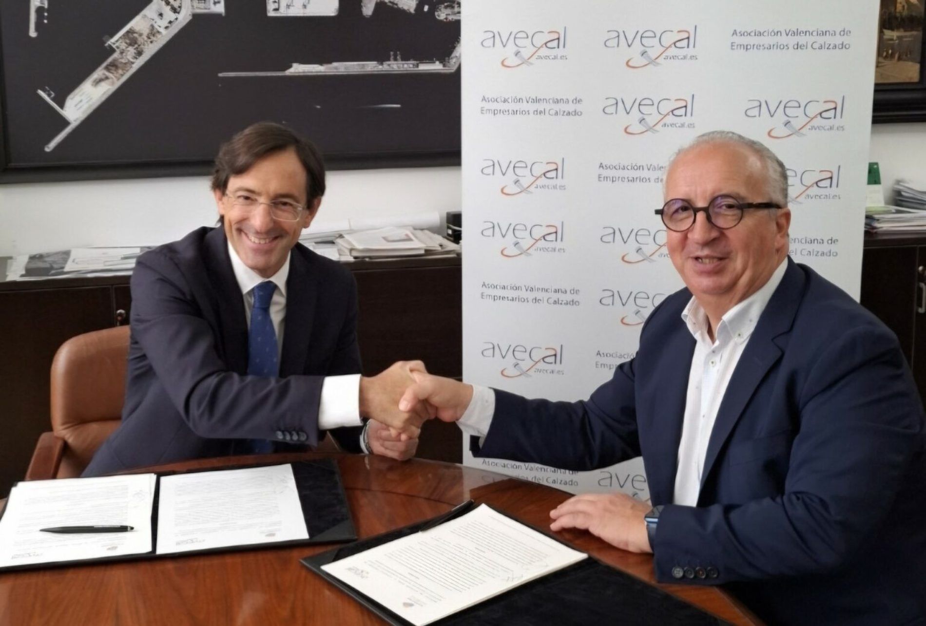 El puerto de Alicante pretende recuperar su papel como motor de la economía provincial.