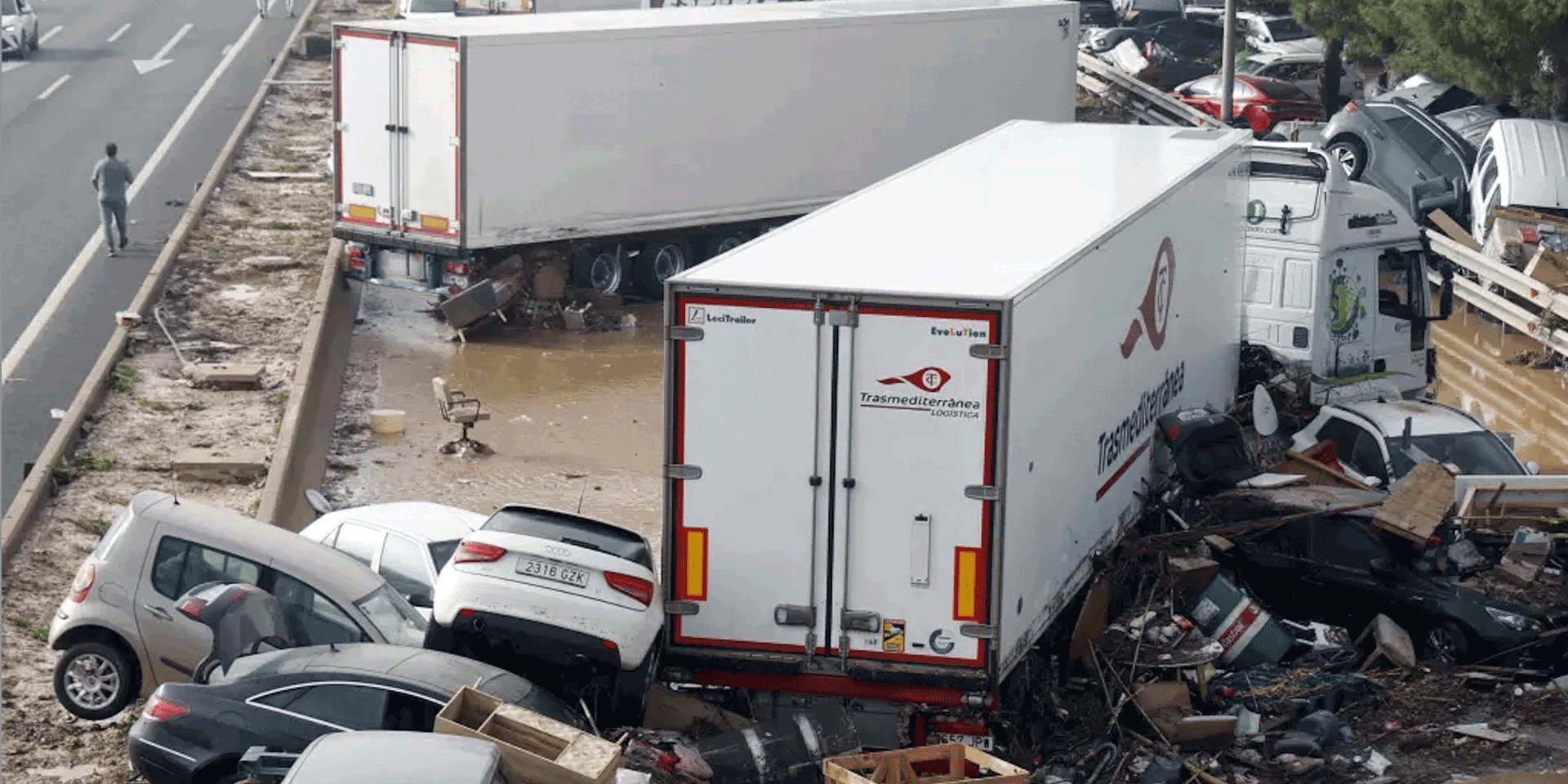 semirremolques dañados dana