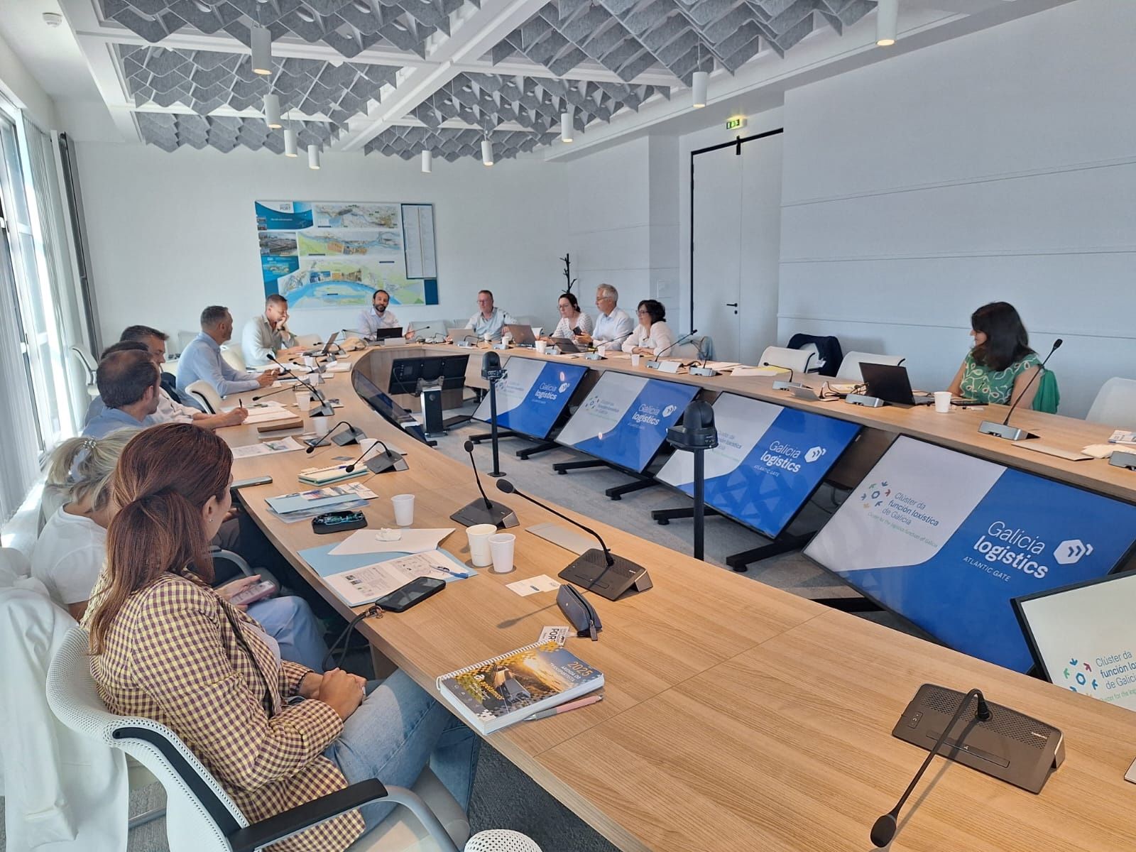 Reunion Cluster Funcion Logistica Galicia en Nantes