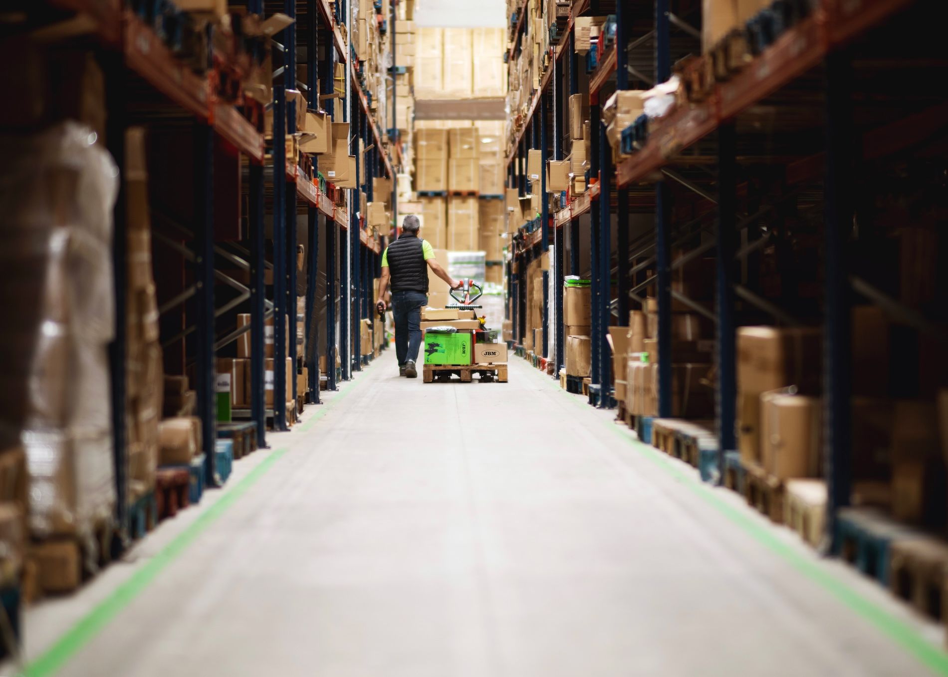 Swisslog almacen JBM