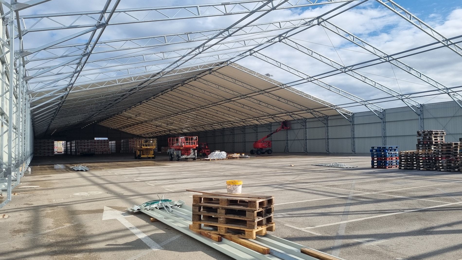 Ampliacion nave Roll Trailler Business Solutions puerto Santander