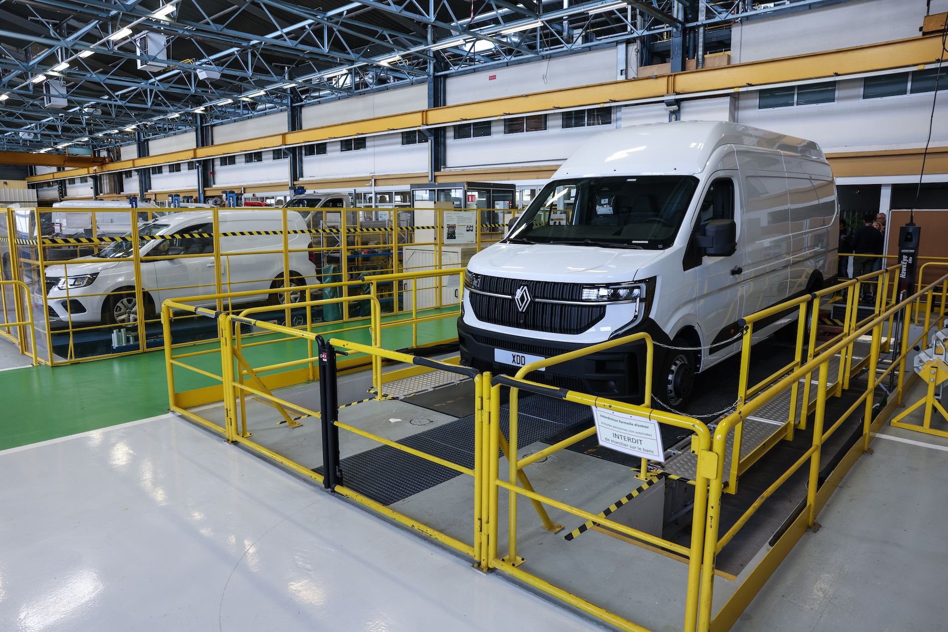 Bancos de pruebas, diseñados específicamente para vehículos comerciales.