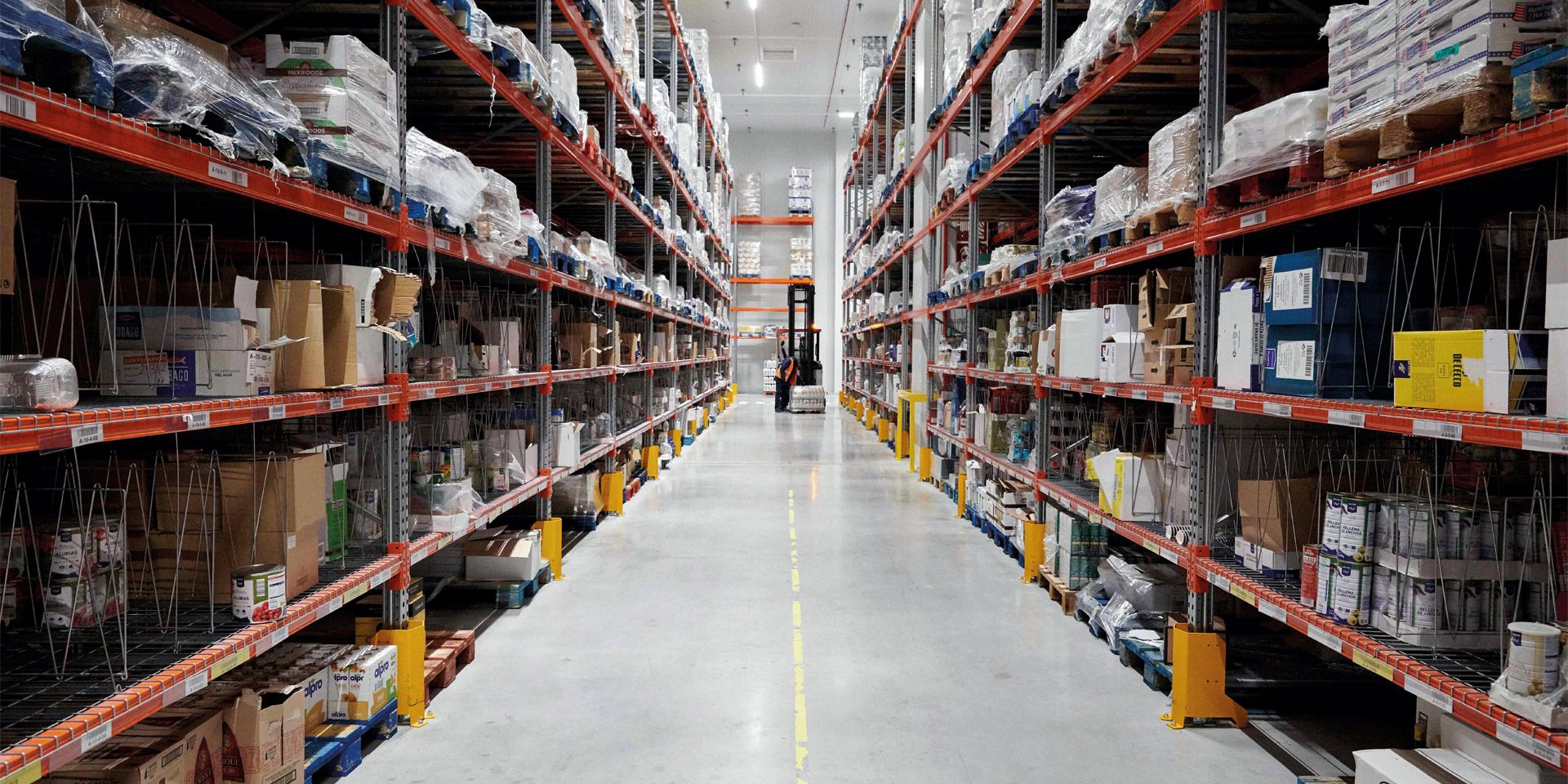 MAKRO  lineales en almacen