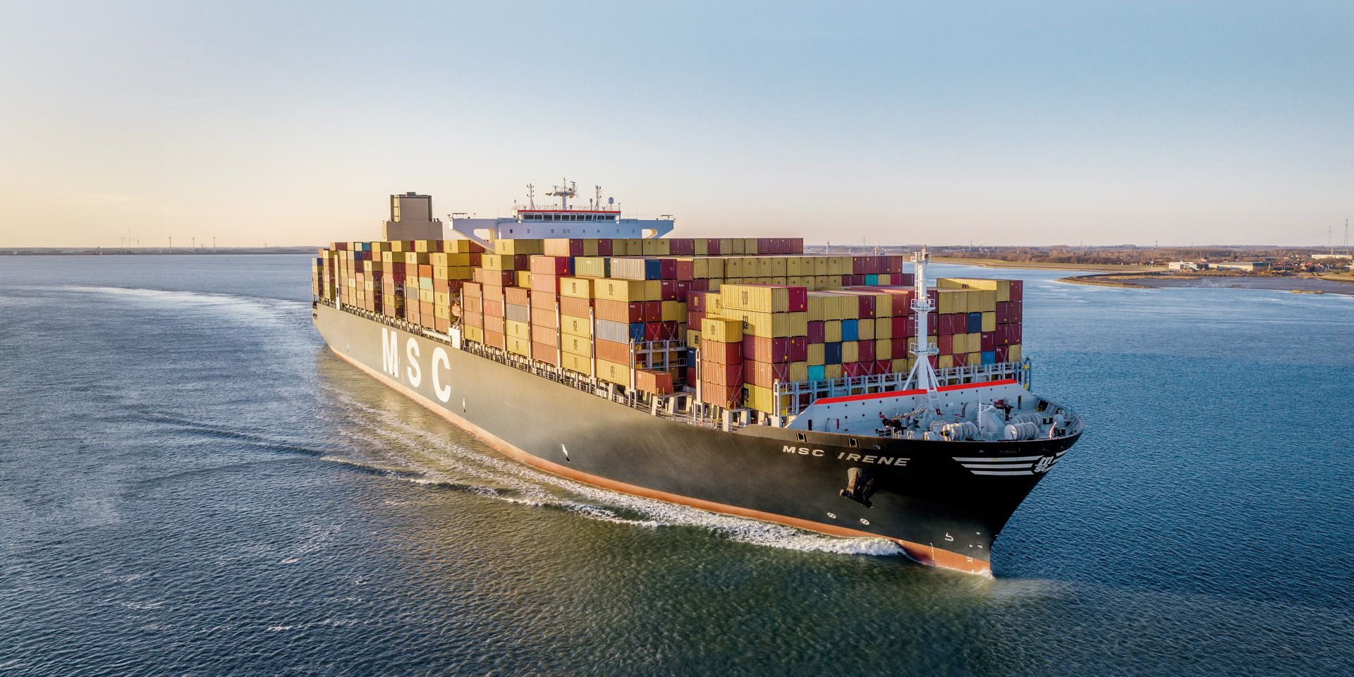 La flota de MSC, equipada con sistemas de refrigeración avanzados, conecta España con los principales mercados globales.