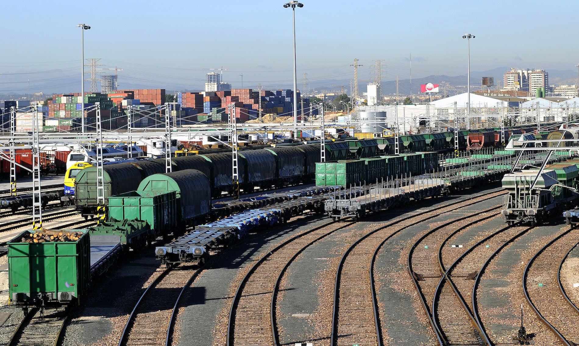 terminal Adif Fuente San Luis Valencia terminal Adif Fuente San Luis Valencia