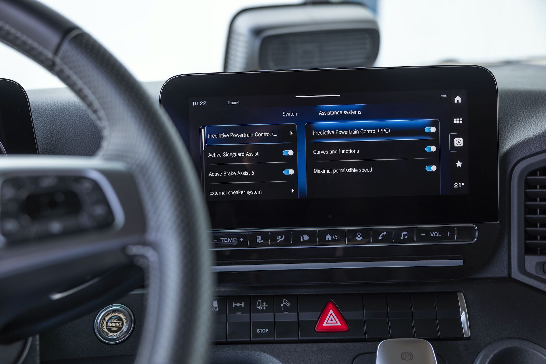 Mercedes Benz eActros 400 incluye pantalla principal de 12 pulgadas táctil mejorada. Mercedes Benz eActros 400 incluye pantalla principal de 12 pulgadas táctil mejorada.