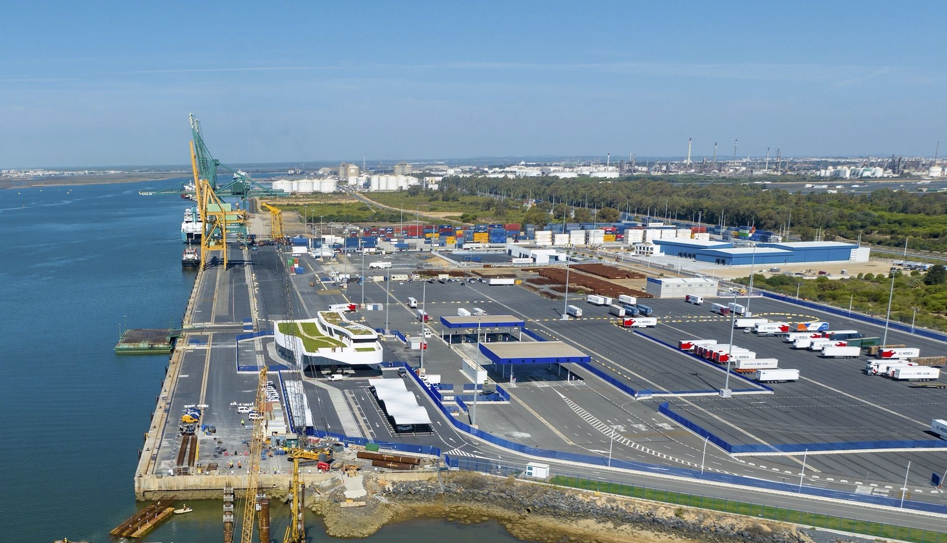 Muelle puerto de Huelva