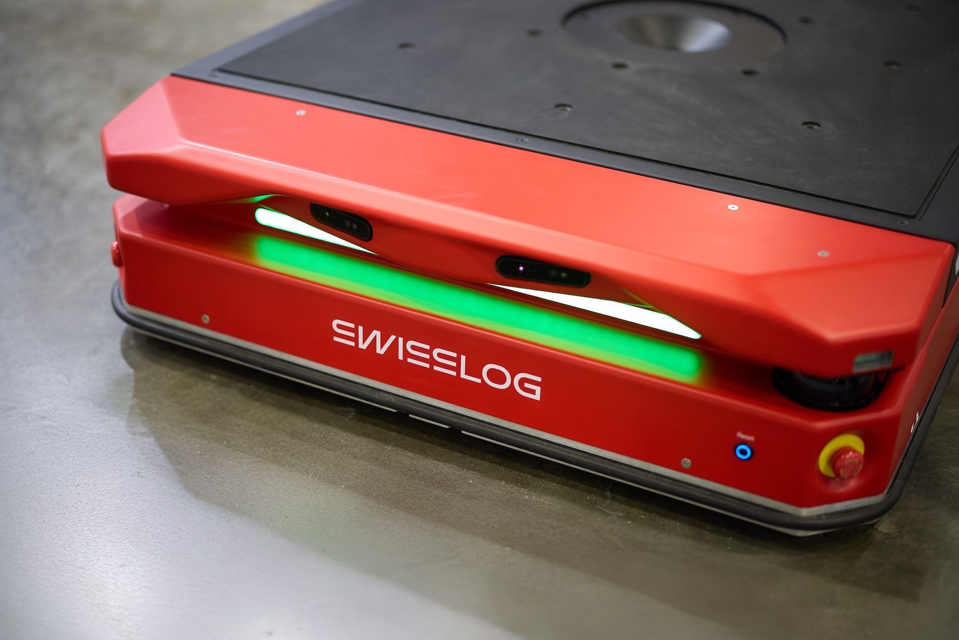 Swisslog IntraMove AMR