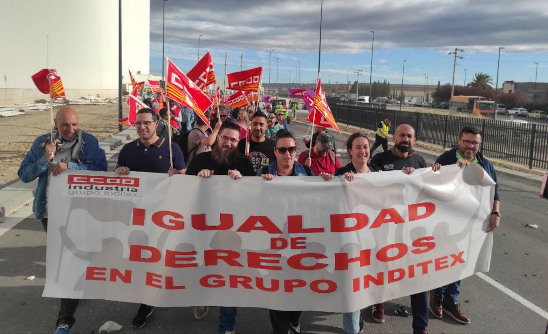 manifestacion Comisiones Obreras plataforma logistica Inditex Malpica