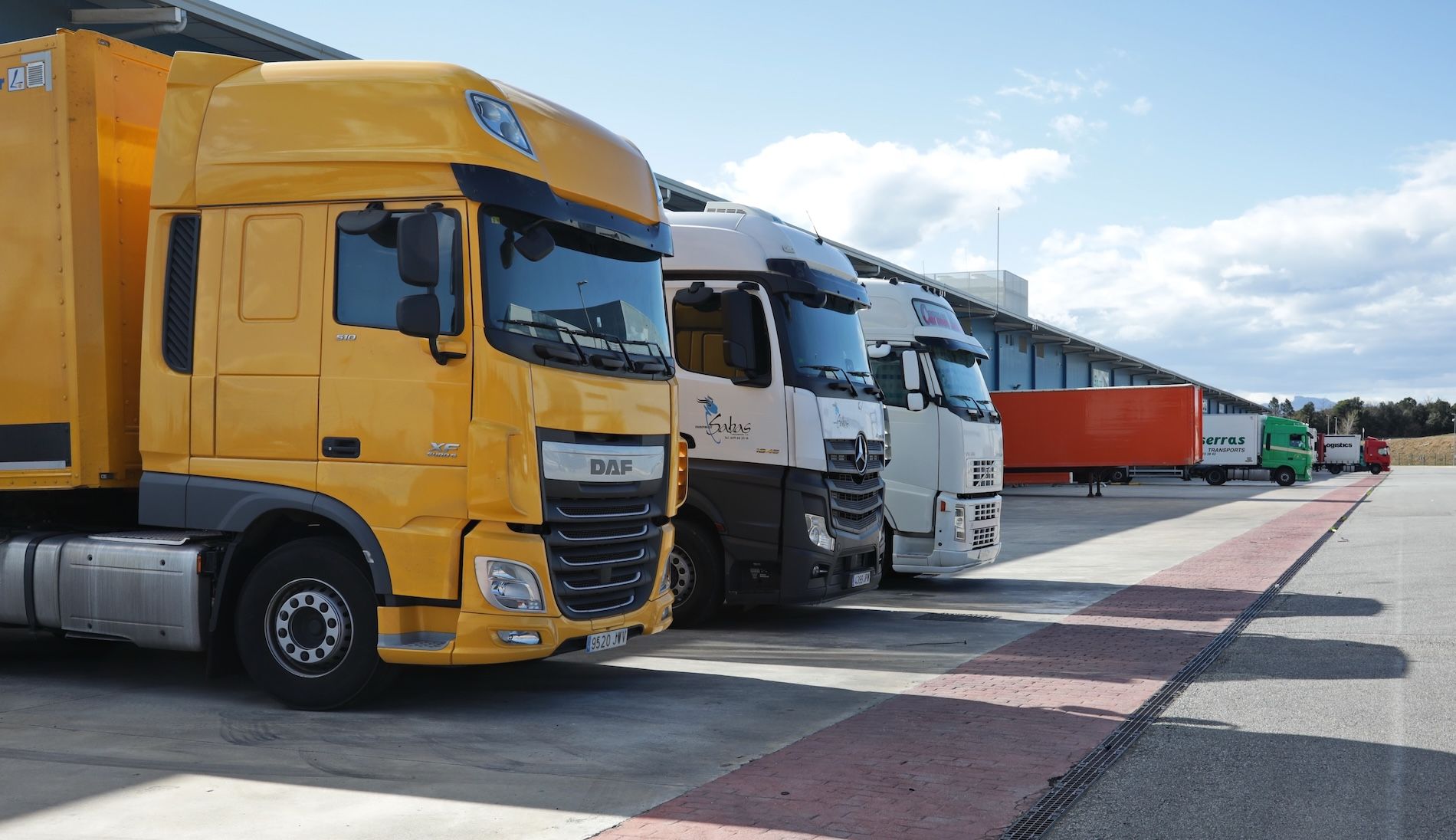 Flota transporte camiones Flota transporte camiones