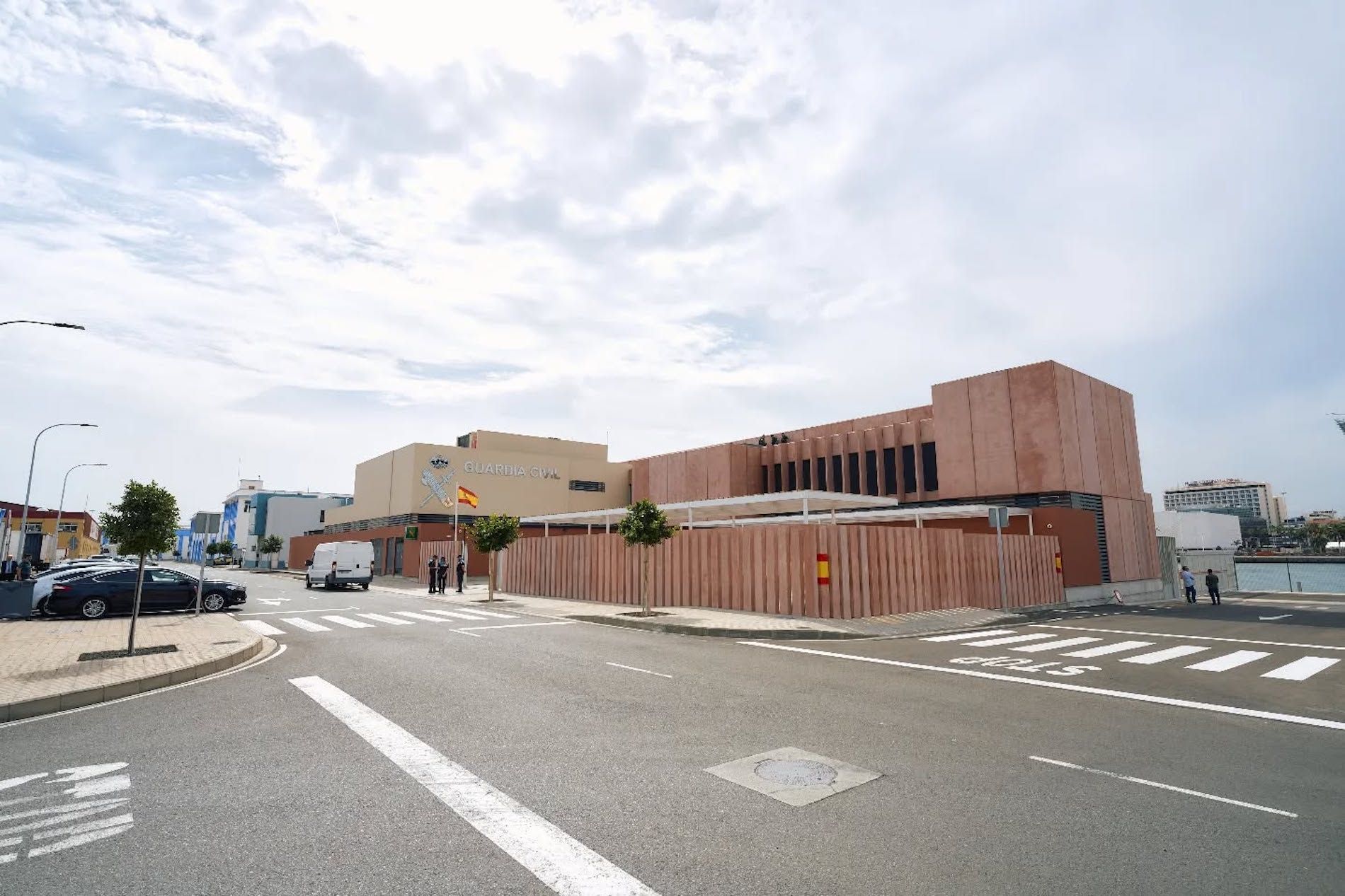 edificio guardia civil puerto las palmas