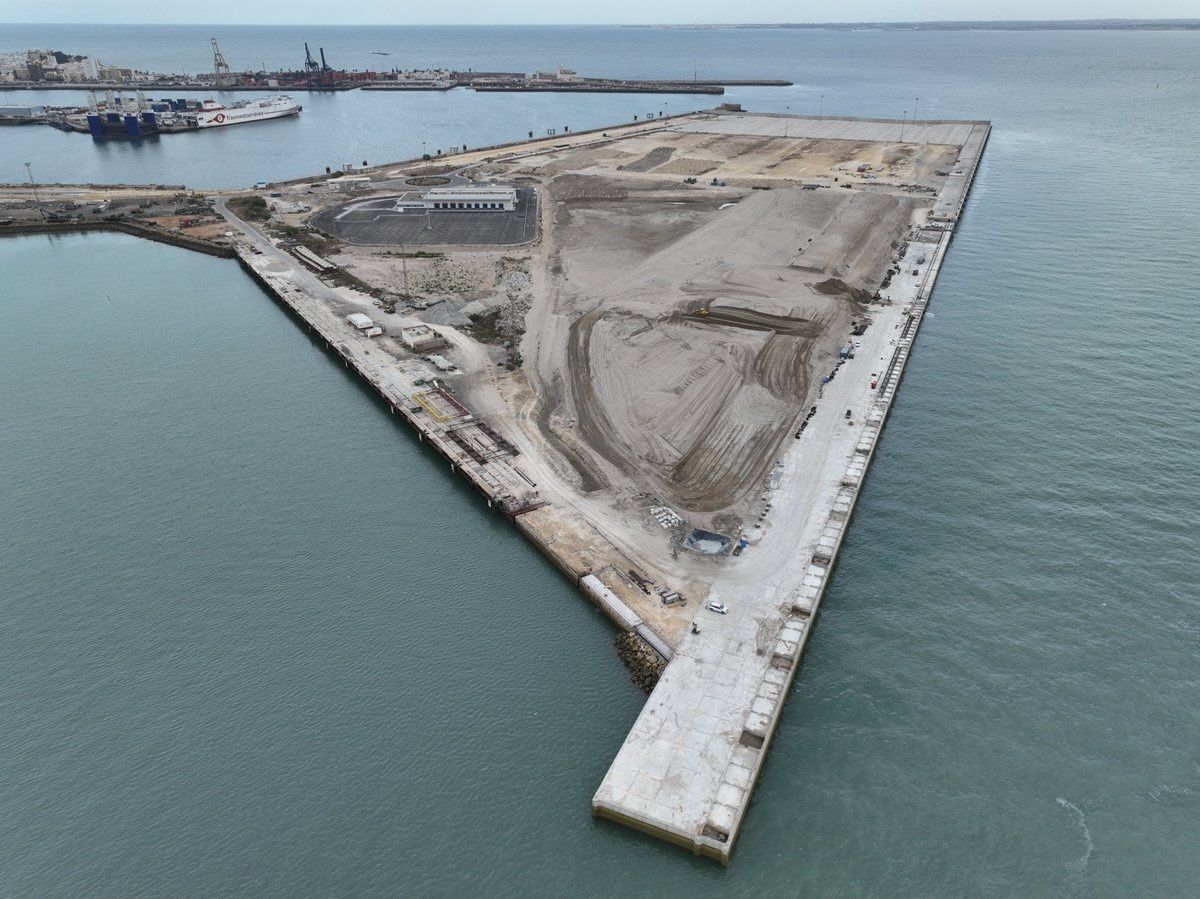 Obras nueva terminal de contenedores puerto Cadiz