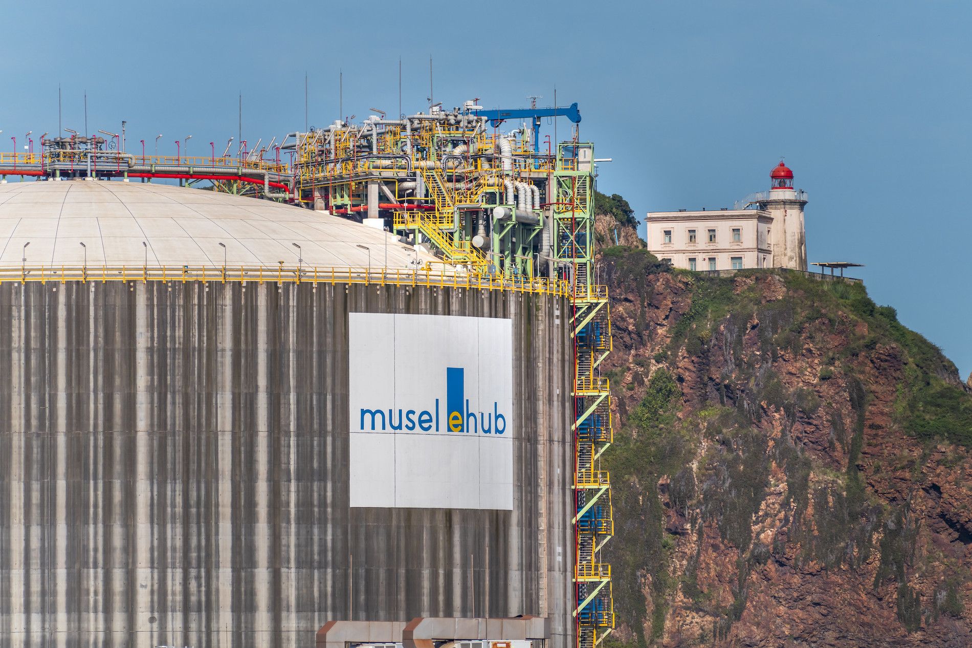 tanque graneles puerto Gijon