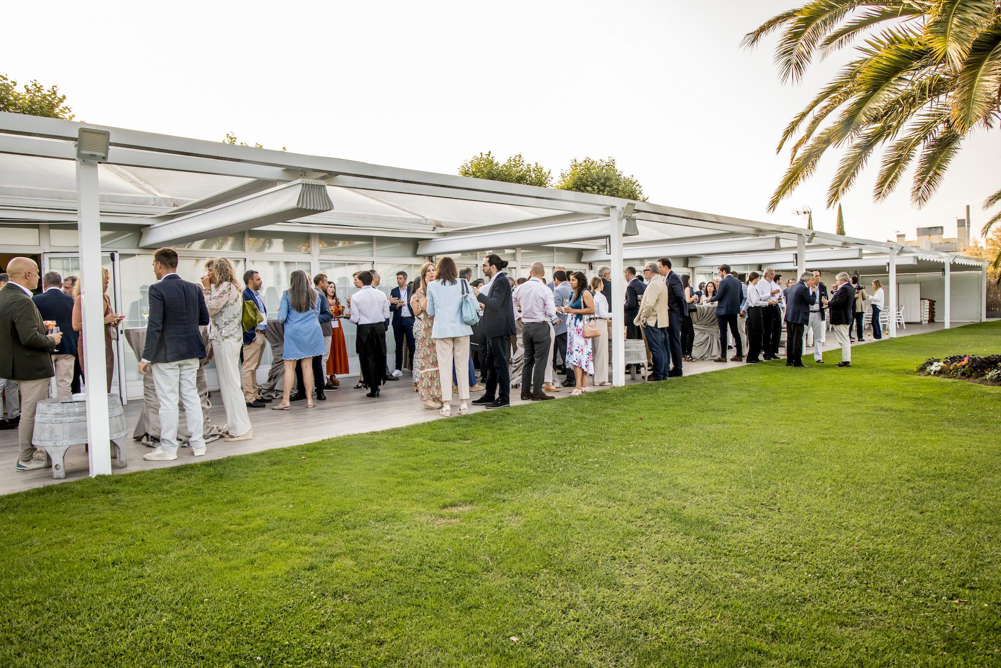 Premios10 2025 coctel en el jardin