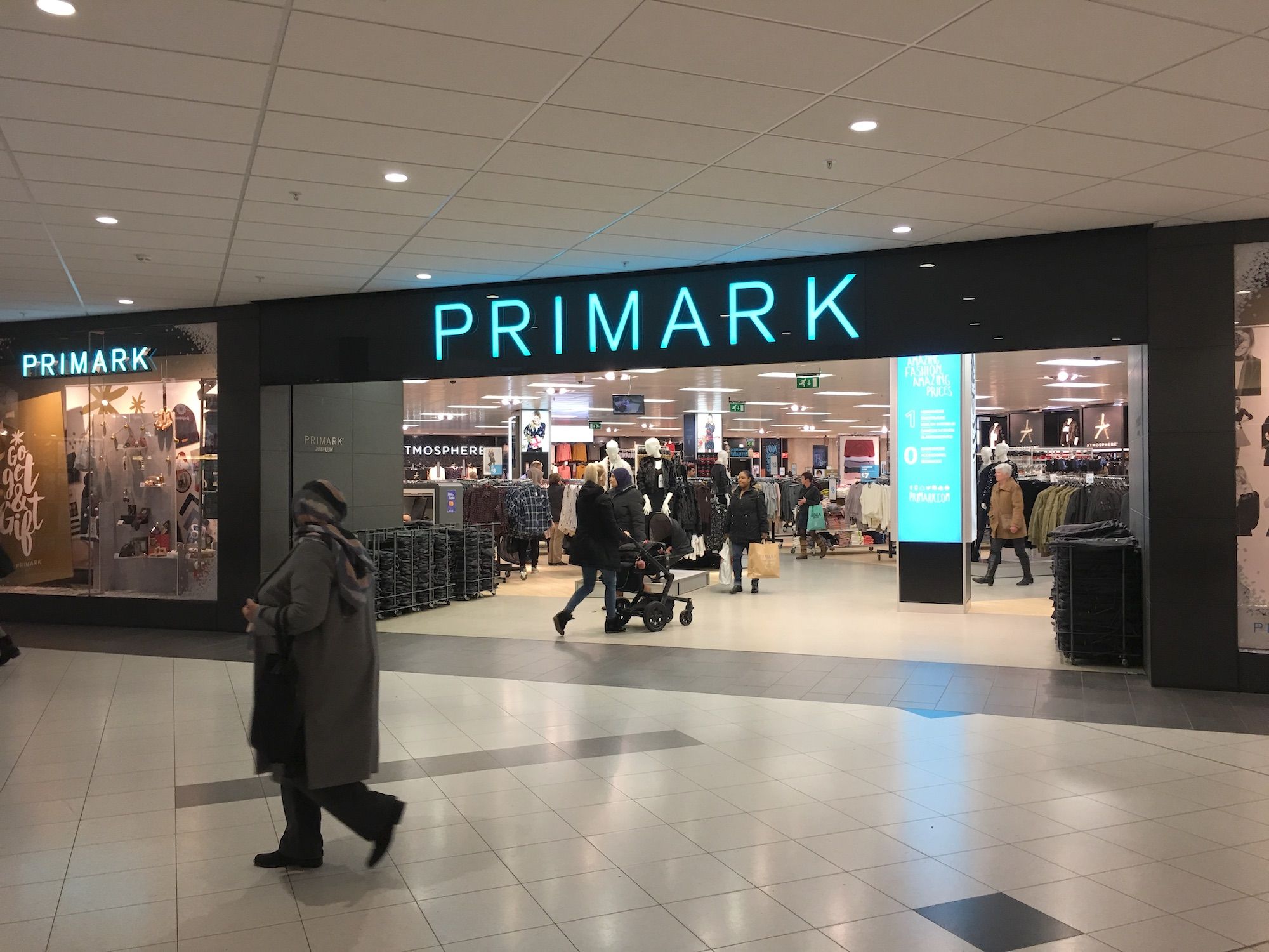 centro comercial Primark tienda