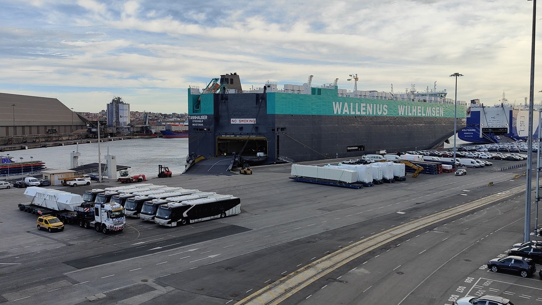 carga proyecto Wallenius puerto Santander