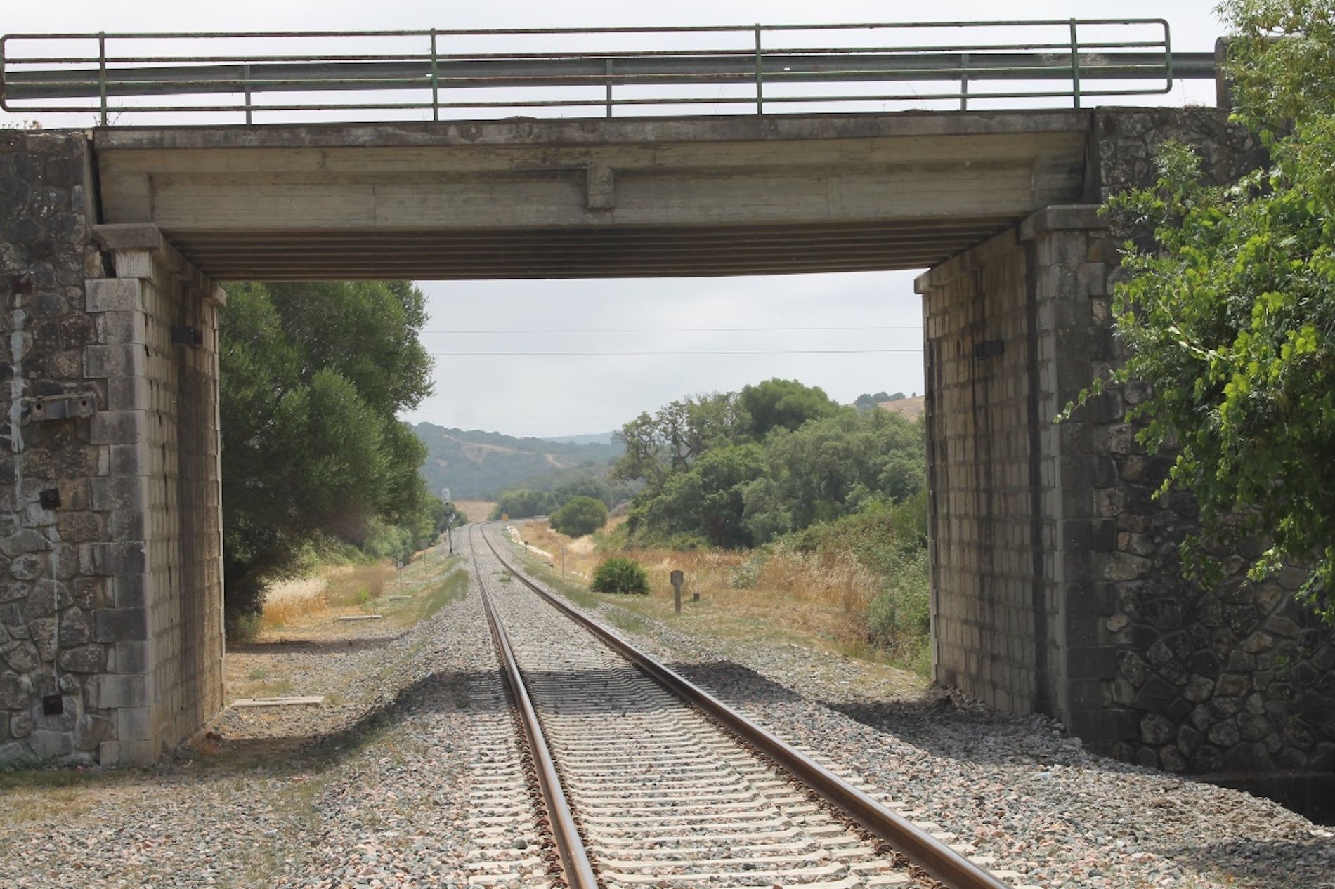 Las actuaciones se centran en la localidad malagueña de Benaoján y la población gaditana de Castellar de la Frontera.