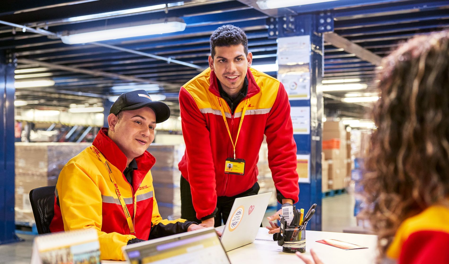 empleados DHL