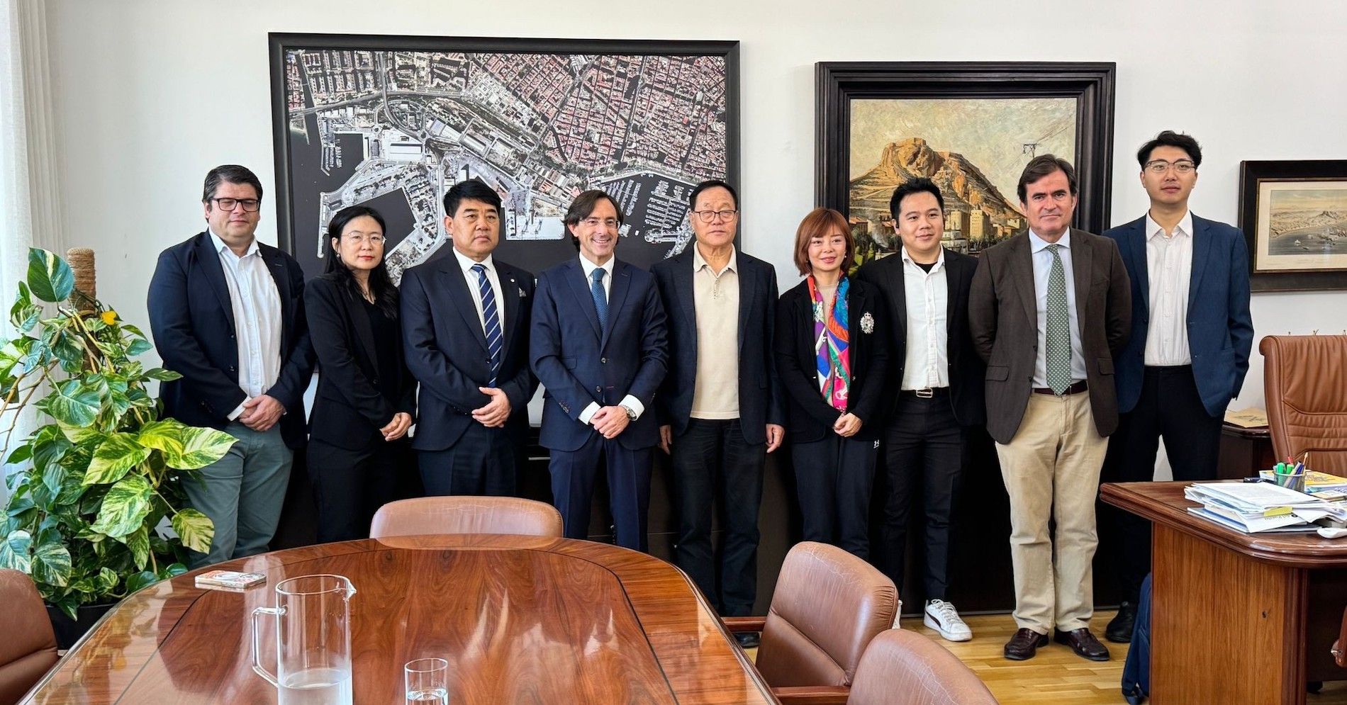 visita delegacion china puerto Alicante noviembre 2025