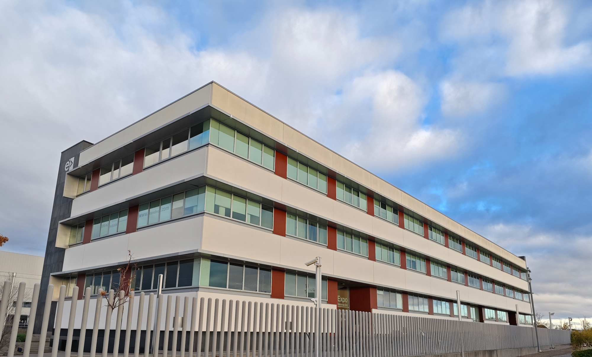 oficinas Alerce Group