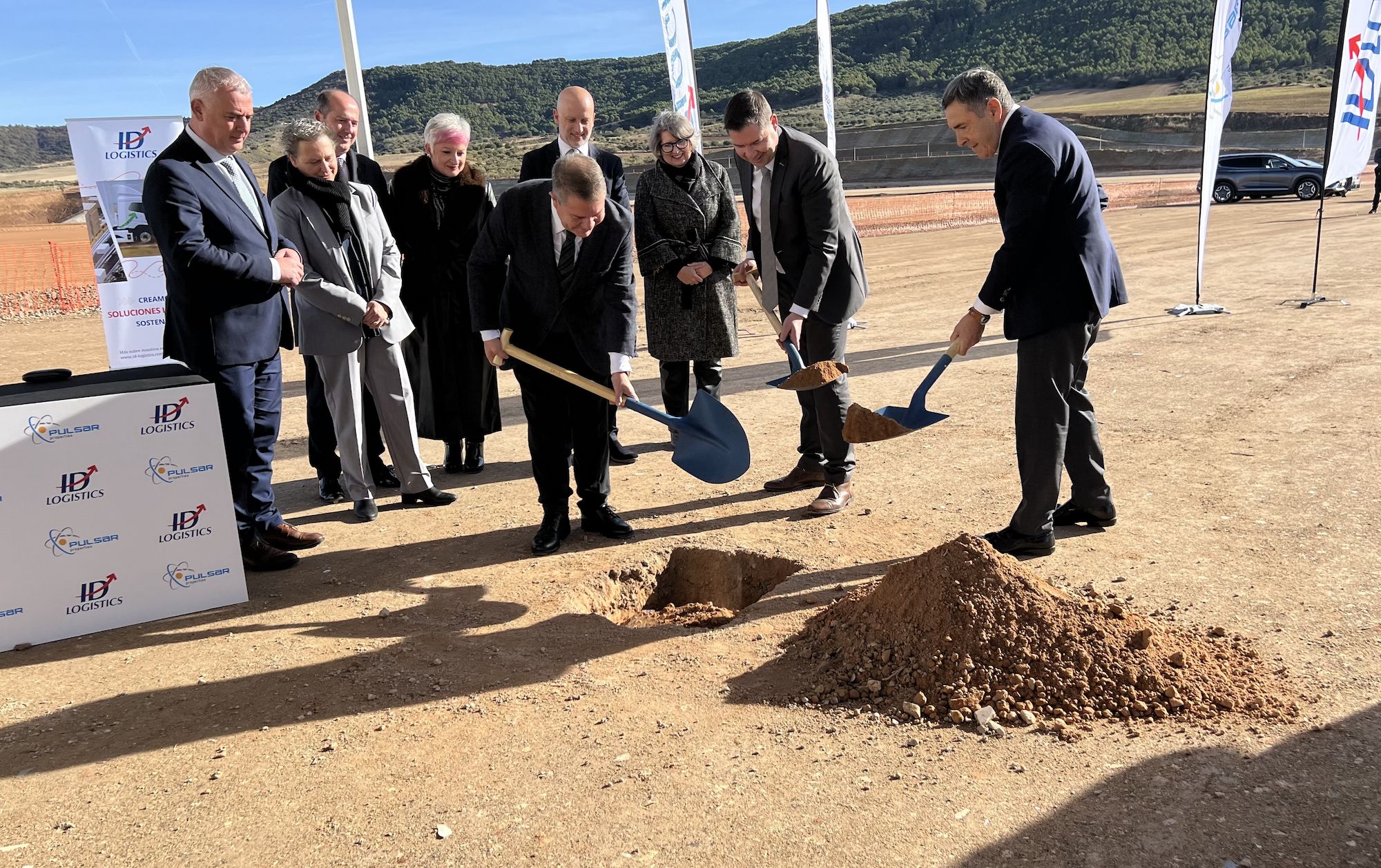 primera piedra Pulsar Logistics Park Tortola primera piedra Pulsar Logistics Park Tortola