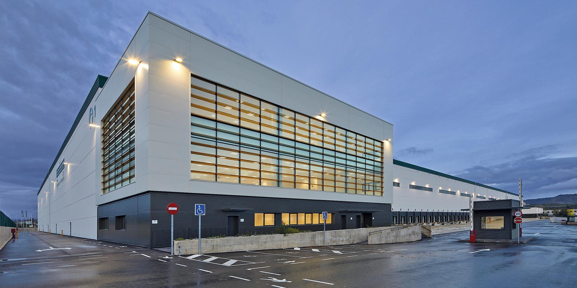 En Europa hay escasez de activos logísticos.