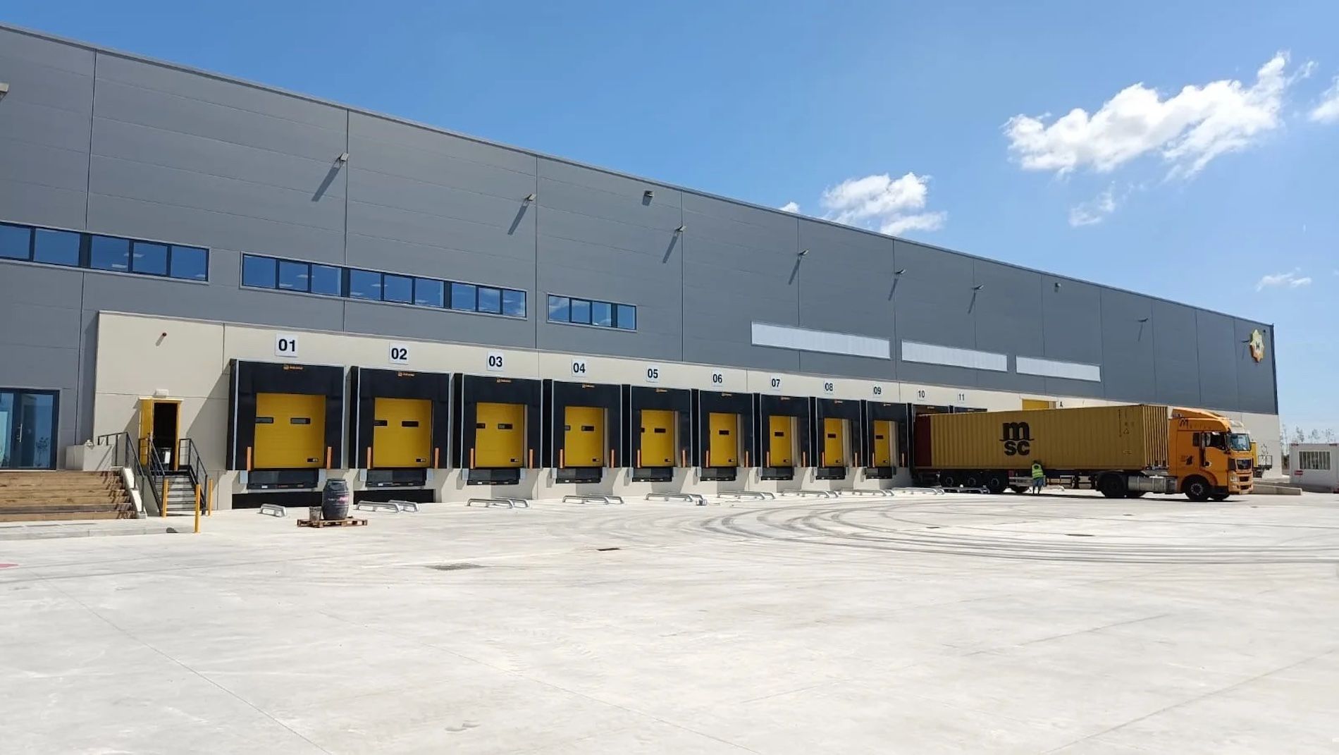 nave Mirastar Tarragona Constanti