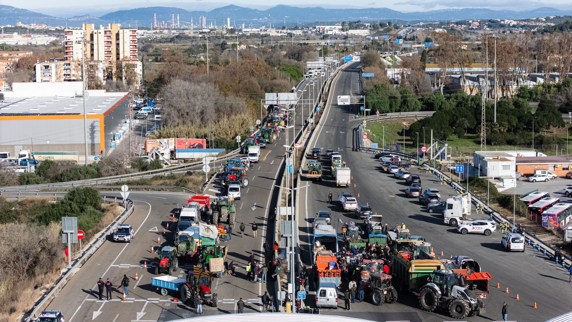 Protesta tractores puerto Tarragona