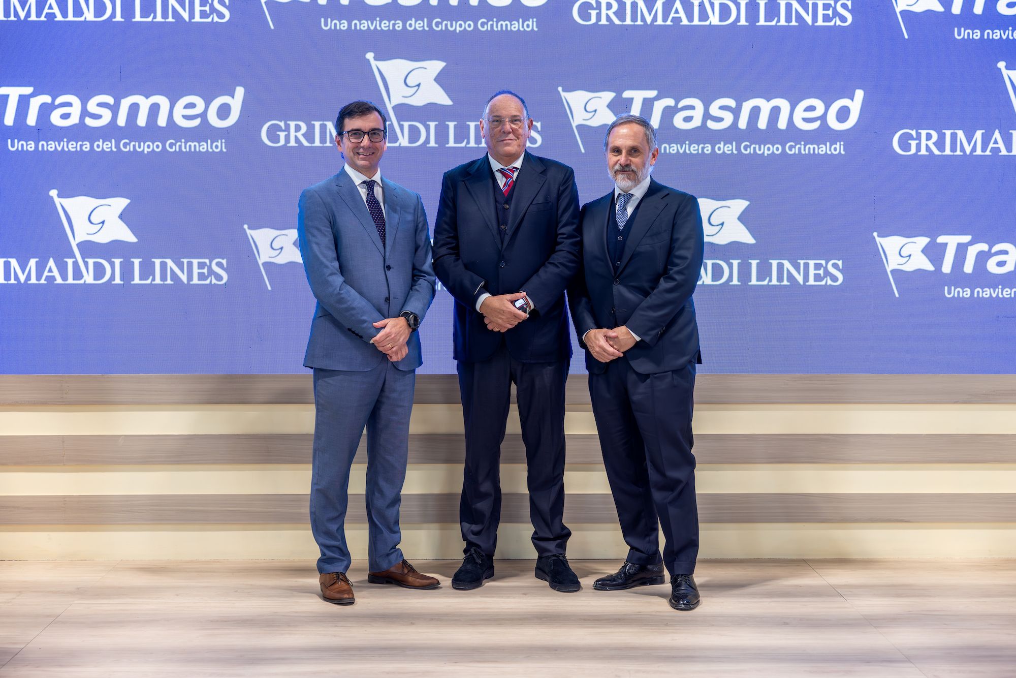 La operación se financia gracias a su capacidad de reinvertir el flujo de caja generado por la actividad.