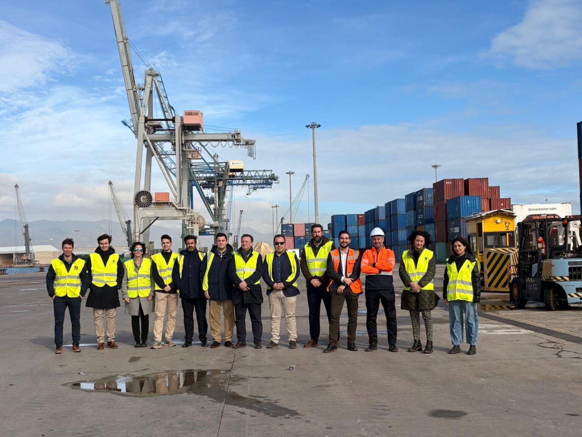 La iniciatia pretende reducir los tiempos de operación y mejorar la eficiencia en tráficos de contenedores.