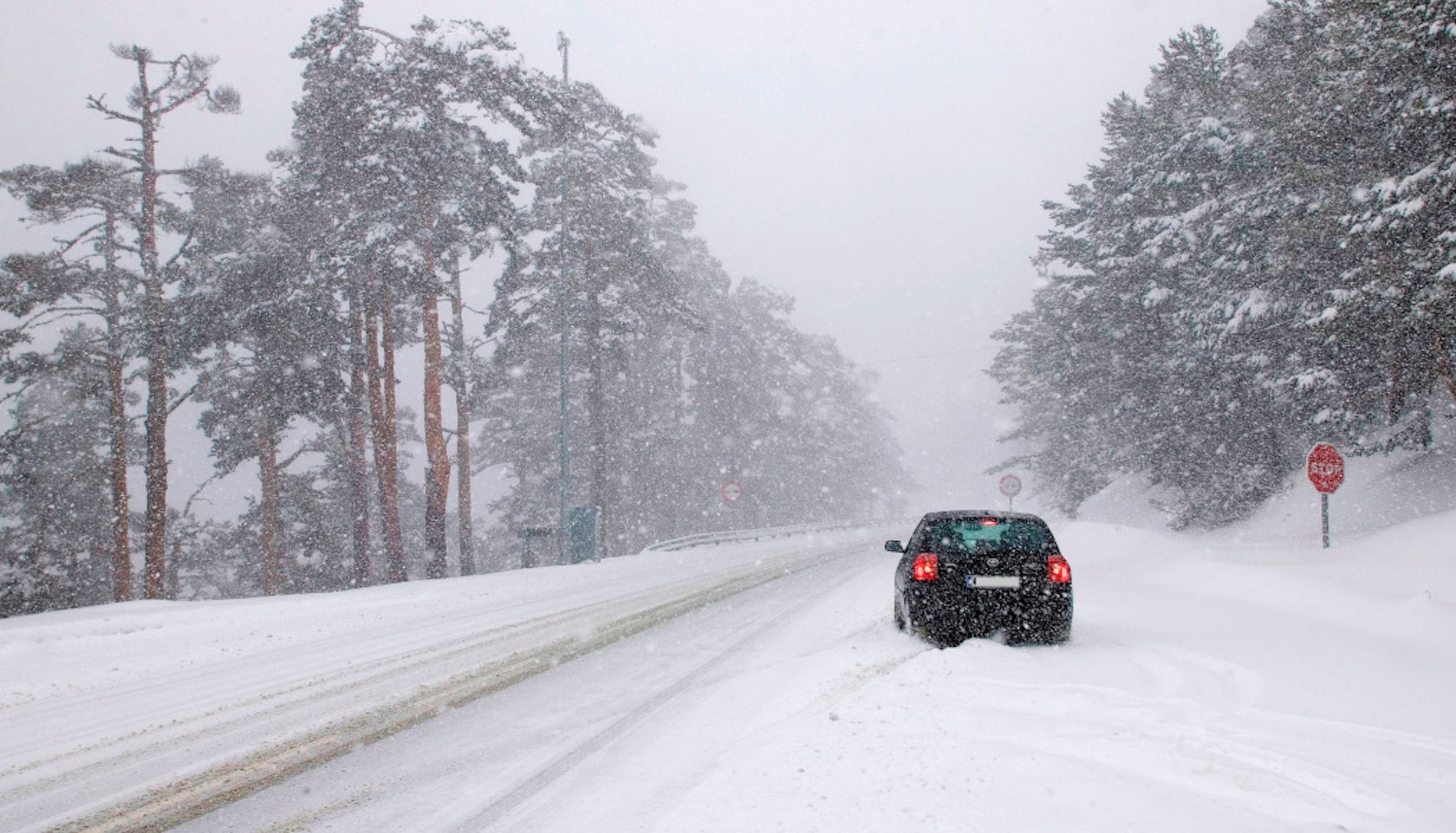 La nieve puede afectar a autovías y autopistas.