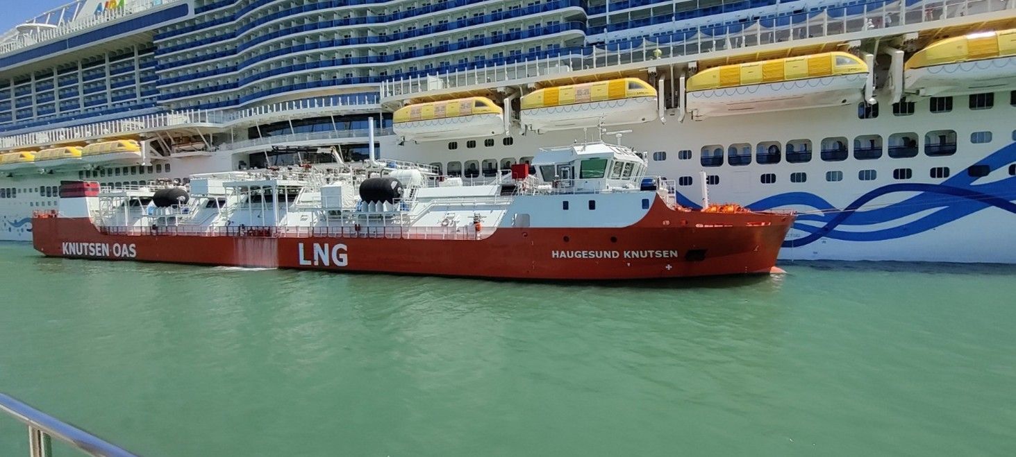 Bunkering GNL puerto Barcelona