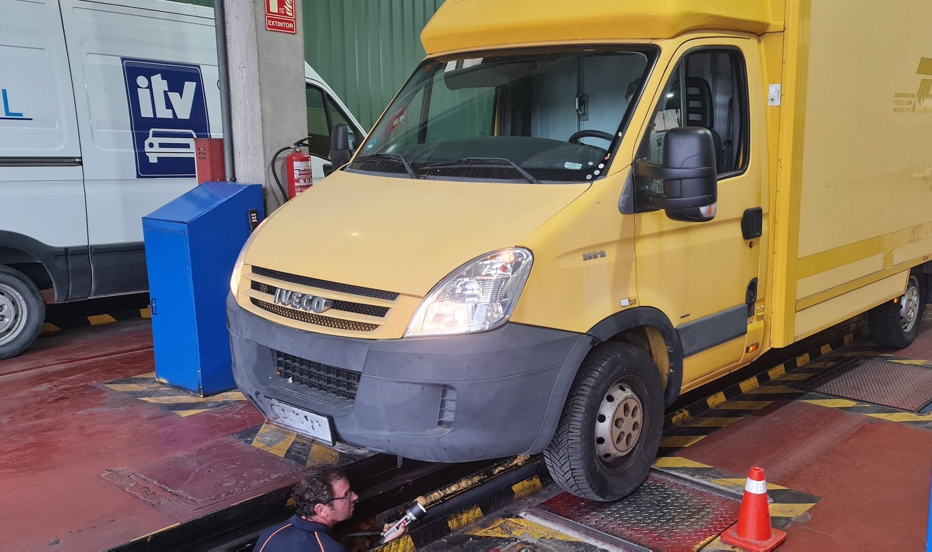 El retraso en acudir a la ITV está también asociado a un deterioro real del estado del vehículo.